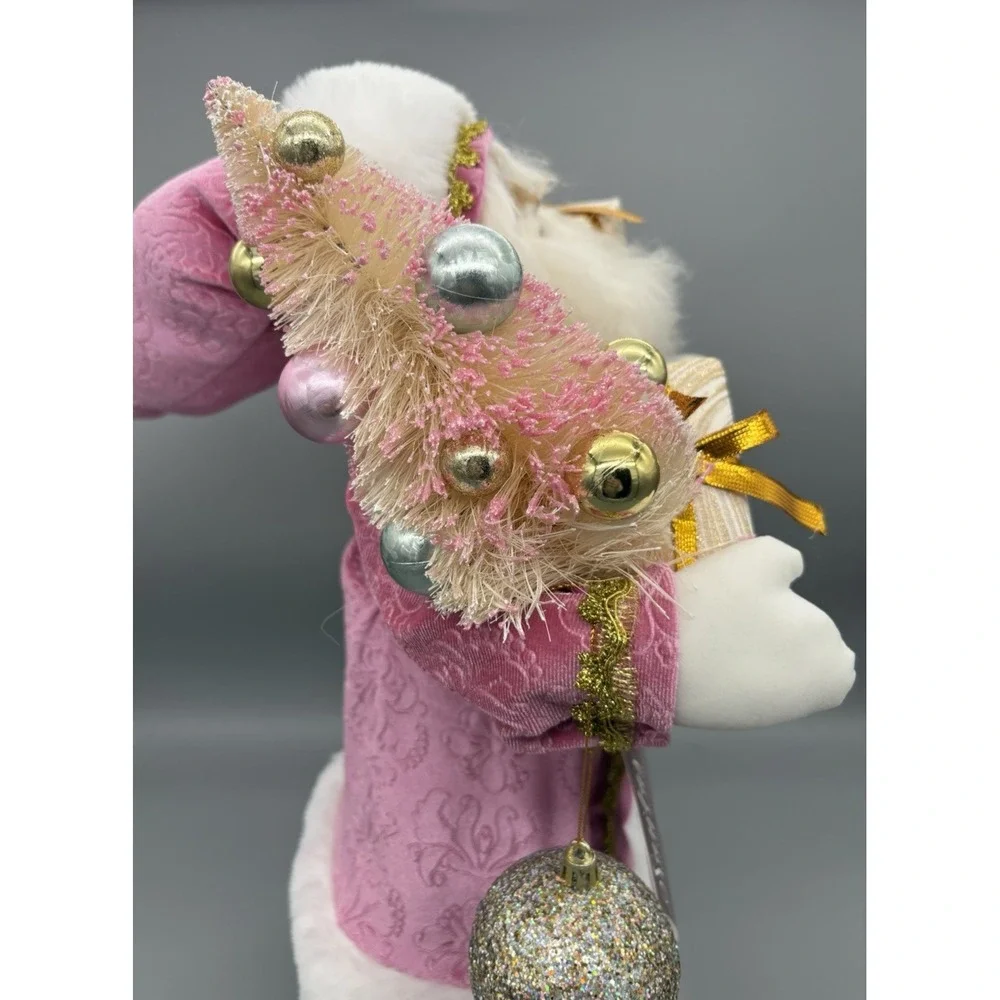 Pink‎ Santa Lynn Haney One Hundred 80 Degrees 22